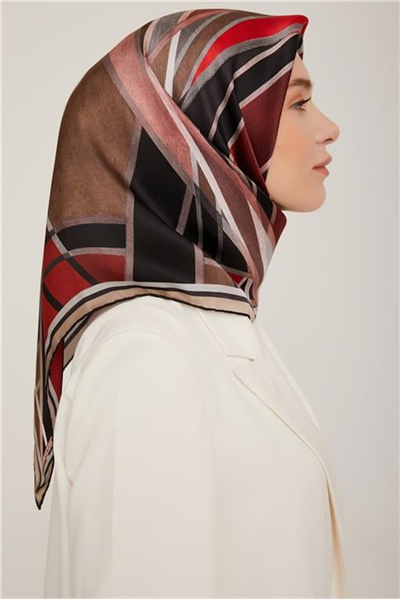 Armine Sura İpek Eşarp 22Ka8843 3 03