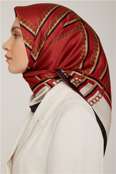 Armine Sura İpek Eşarp 22Ka8845 01