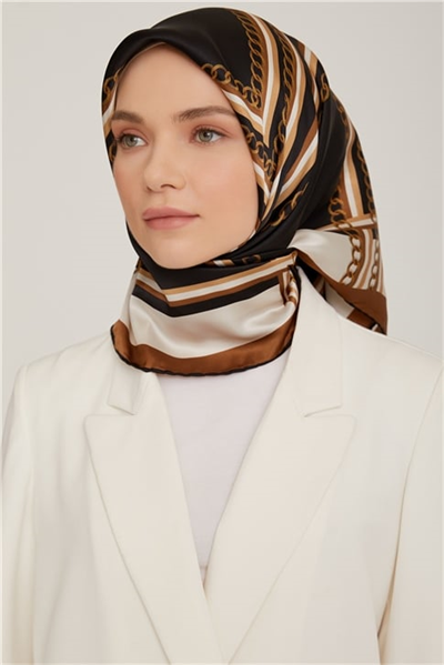 Armine Sura İpek Eşarp 22Ka8845 02