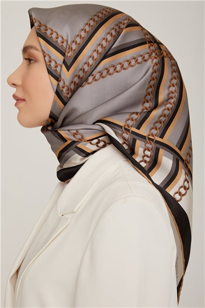 Armine Sura İpek Eşarp 22Ka8845 03
