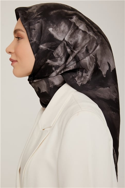 Armine Sura İpek Eşarp 22Ka8847 01