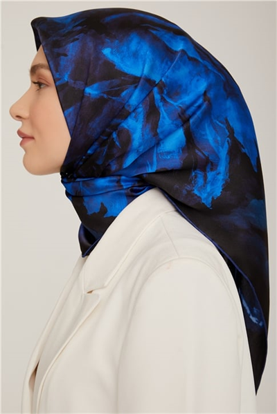 Armine Sura İpek Eşarp 22Ka8847 03