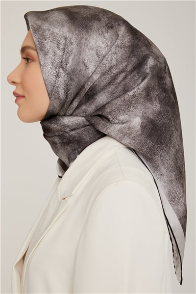 Armine Sura İpek Eşarp 22Ka8849 06