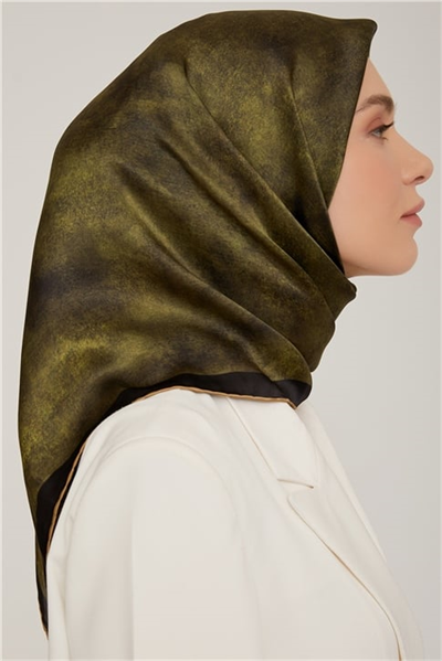 Armine Sura İpek Eşarp 22Ka8849 31