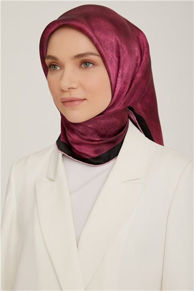 Armine Sura İpek Eşarp 22Ka8849 32