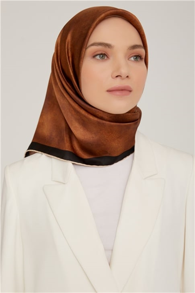 Armine Sura İpek Eşarp 22Ka8849 34
