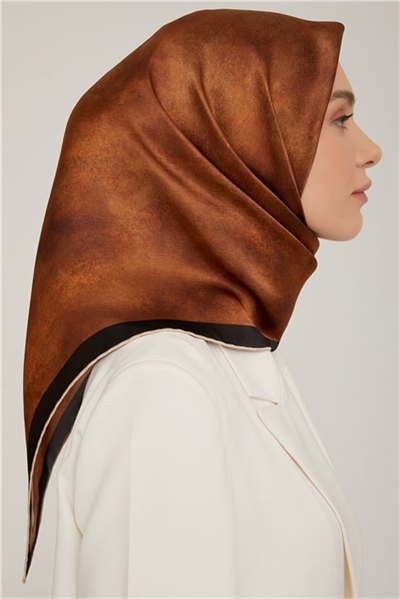 Armine Sura İpek Eşarp 22Ka8849 34