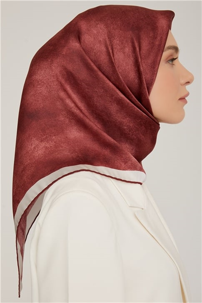 Armine Sura İpek Eşarp 22Ka8849 50