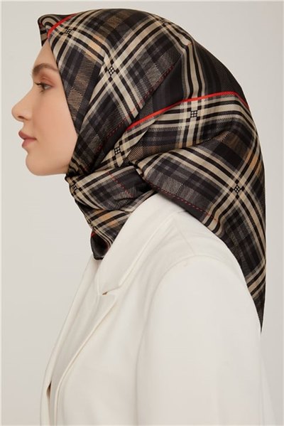 Armine Sura İpek Eşarp 22Ka8852 09