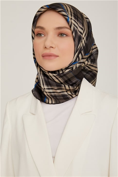 Armine Sura İpek Eşarp 22Ka8852 58