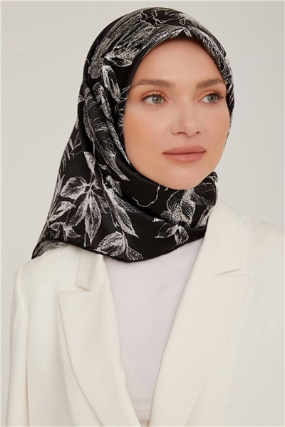 Armine Sura İpek Eşarp 22Ka8854 05