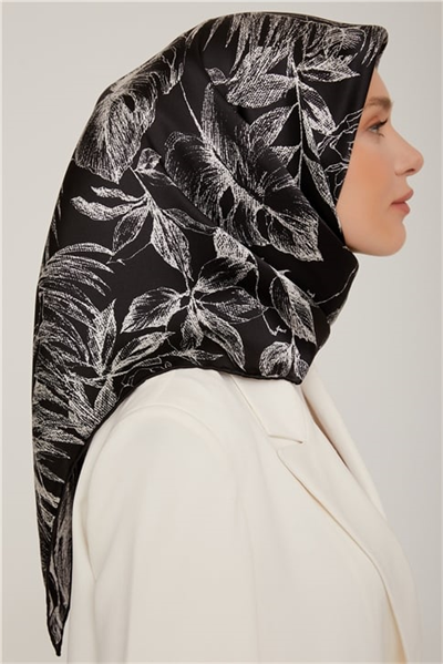 Armine Sura İpek Eşarp 22Ka8854 05