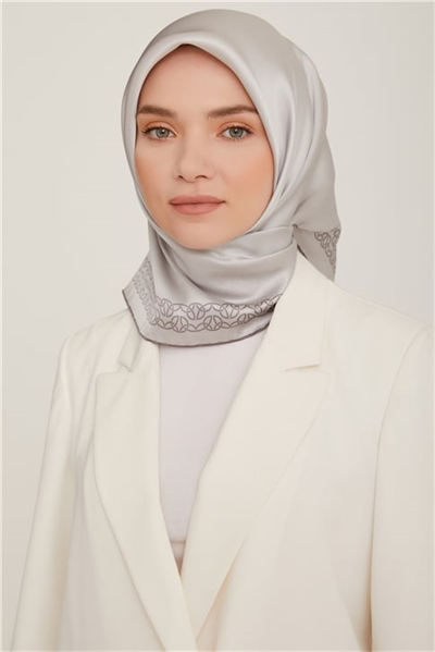 Armine Sura İpek Eşarp 22Ka8855 32 36