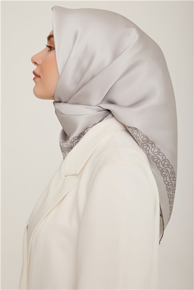 Armine Sura İpek Eşarp 22Ka8855 32 36