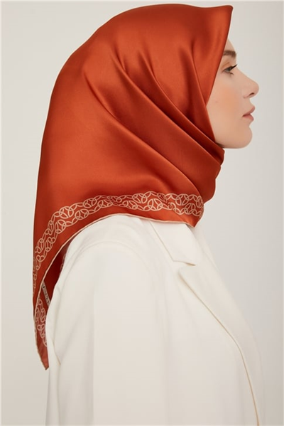 Armine Sura İpek Eşarp 22Ka8855 32 37