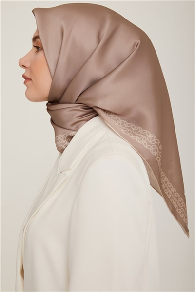 Armine Sura İpek Eşarp 22Ka8855 32 39