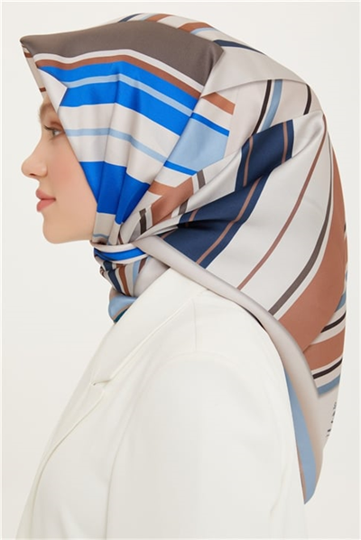 Armine Sura İpek Eşarp 22Ya8704 01