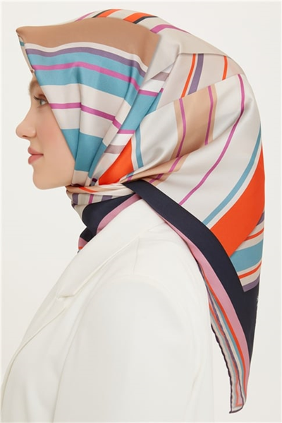 Armine Sura İpek Eşarp 22Ya8704 06