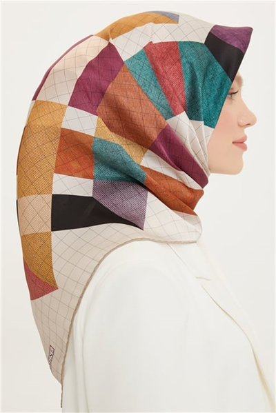 Armine Sura İpek Eşarp 22Ya8705 09
