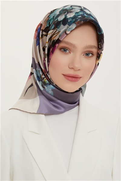 Armine Sura İpek Eşarp 22Ya8707 05