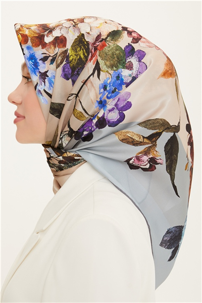 Armine Sura İpek Eşarp 22Ya8707 36