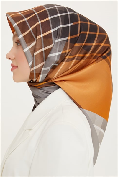 Armine Sura İpek Eşarp 22Ya8711 07