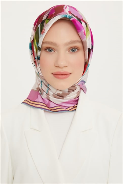 Armine Sura İpek Eşarp 22Ya8713 06