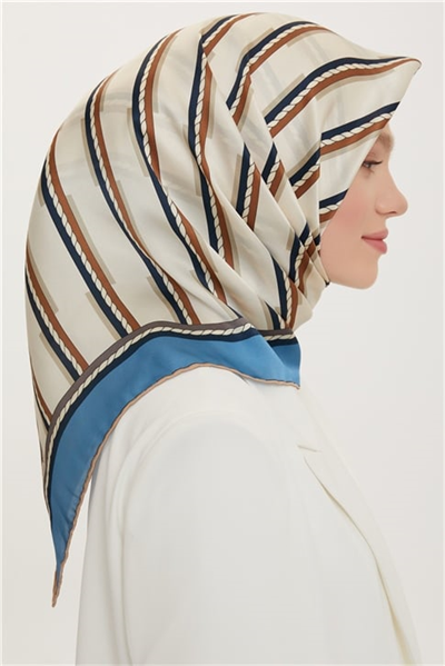 Armine Sura İpek Eşarp 22Ya8719 02