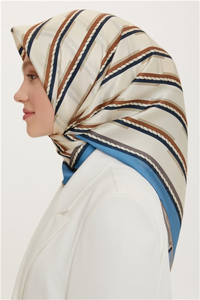 Armine Sura İpek Eşarp 22Ya8719 02