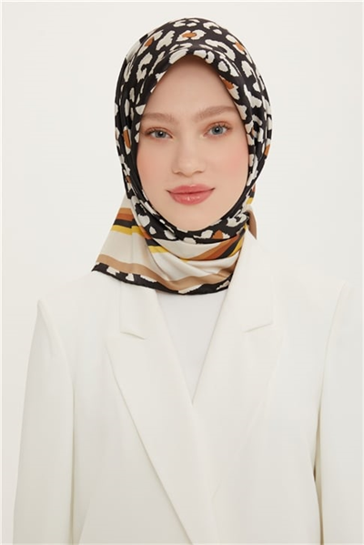 Armine Sura İpek Eşarp 22Ya8728 08