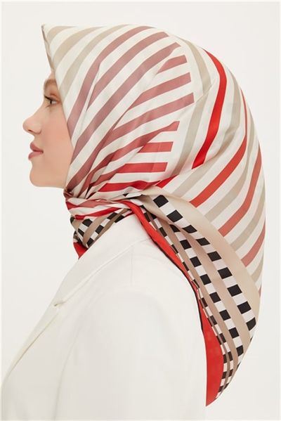 Armine Sura İpek Eşarp 22Ya8739 04