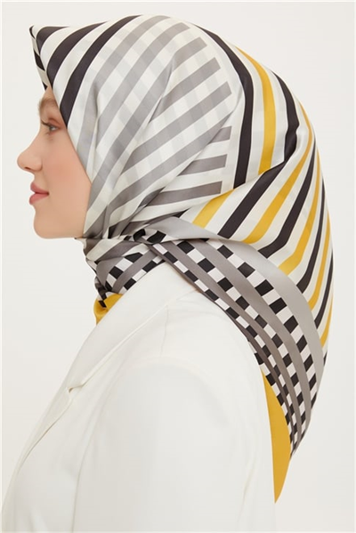 Armine Sura İpek Eşarp 22Ya8739 35