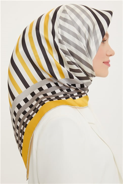 Armine Sura İpek Eşarp 22Ya8739 35