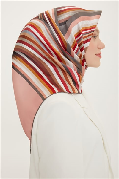 Armine Sura İpek Eşarp 22Ya8743 07