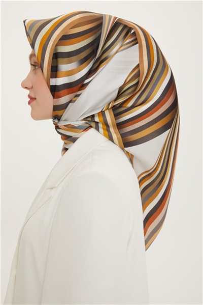 Armine Sura İpek Eşarp 22Ya8743 08