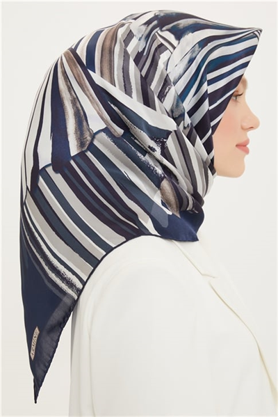 Armine Sura İpek Eşarp 22Ya8757 03