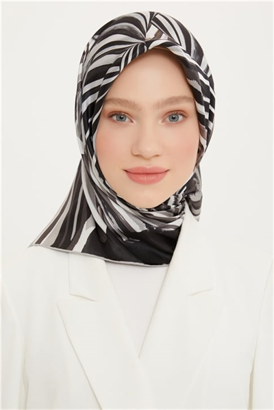 Armine Sura İpek Eşarp 22Ya8757 05