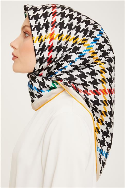 Armine Sura İpek Eşarp 23Ka9000 31 09