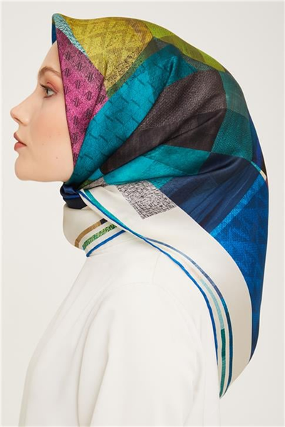 Armine Sura İpek Eşarp 23Ka9002 03