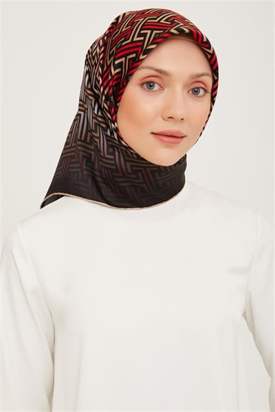 Armine Sura İpek Eşarp 23Ka9011 07