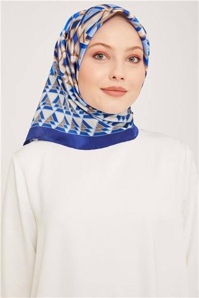 Armine Sura İpek Eşarp 23Ka9019 02