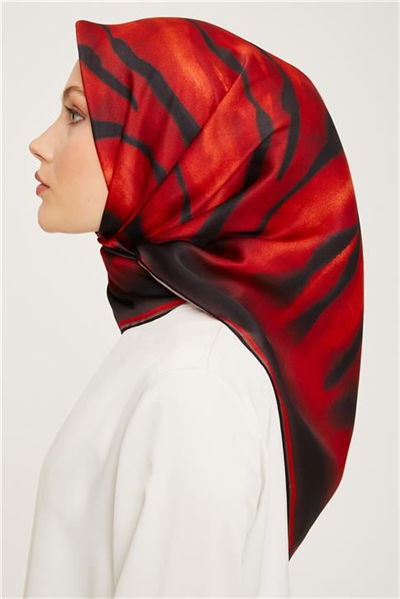 Armine Sura İpek Eşarp 23Ka9020 13 06