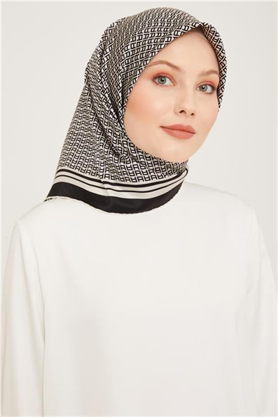 Armine Sura İpek Eşarp 23Ka9026 02