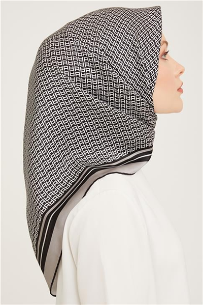 Armine Sura İpek Eşarp 23Ka9026 08