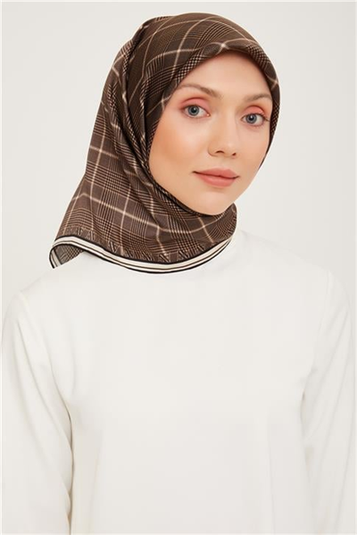 Armine Sura İpek Eşarp 23Ka9029 04