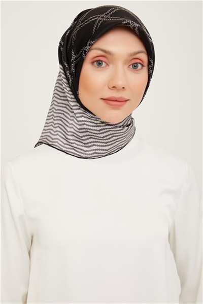 Armine Sura İpek Eşarp 23Ka9031 03