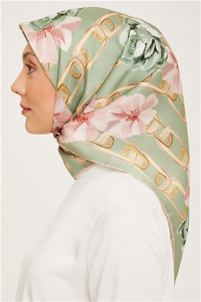 Armine Sura İpek Eşarp 23Ka9034 2 08