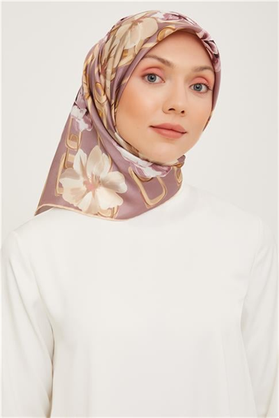 Armine Sura İpek Eşarp 23Ka9034 2 10