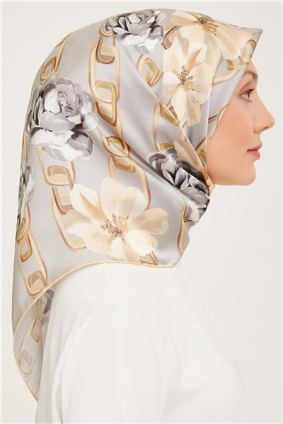 Armine Sura İpek Eşarp 23Ka9034 2 19