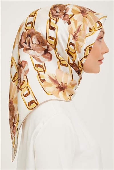 Armine Sura İpek Eşarp 23Ka9034 2 37